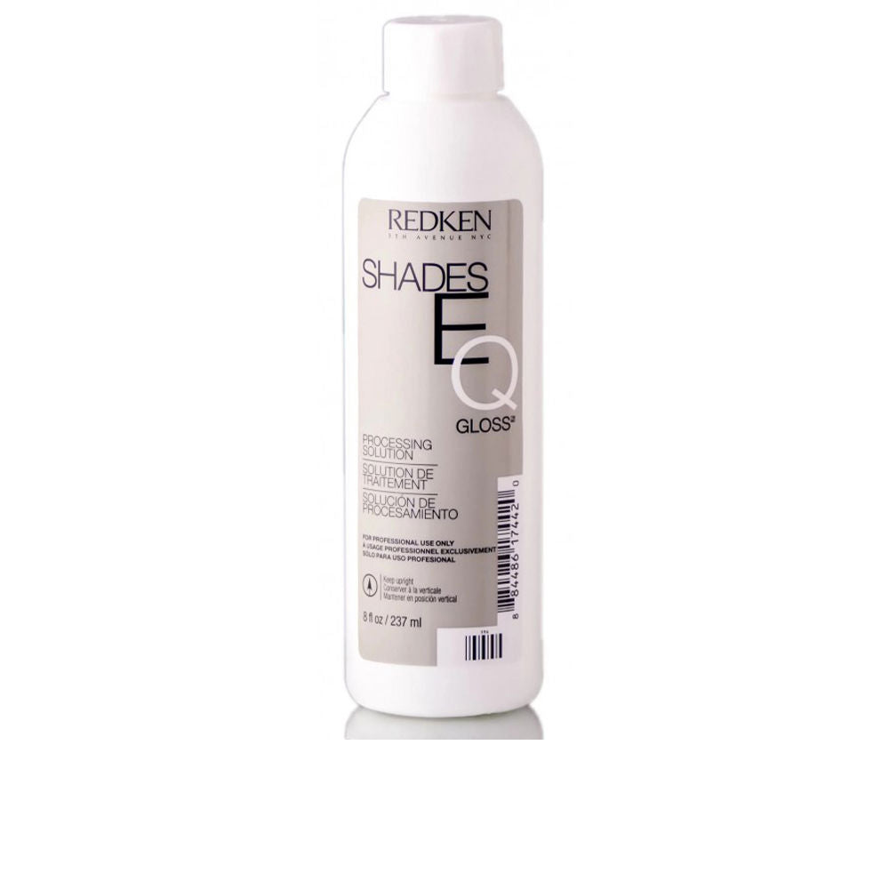 237 ml bottle of progressing oxidant solution for shade gloss hair colour