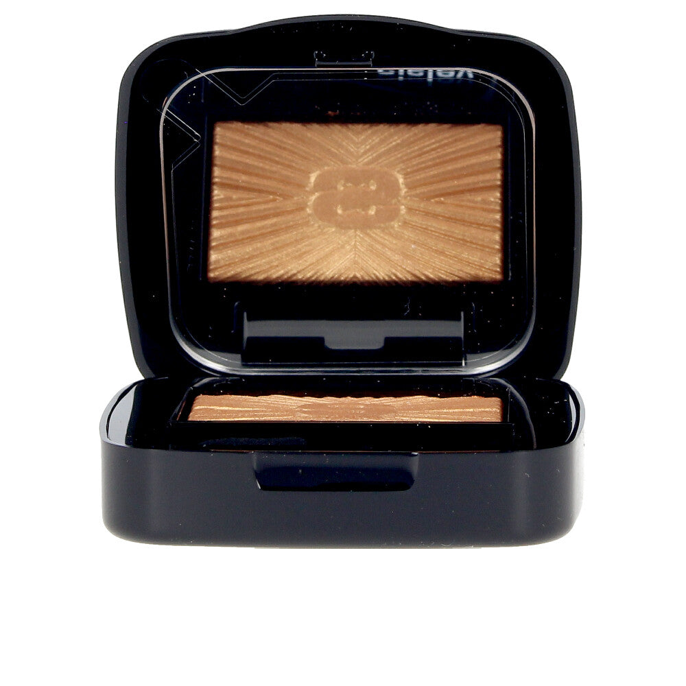 Single metallic eyeshadow pan in warm glow gold, 1.5 g, smooth pressed pigment