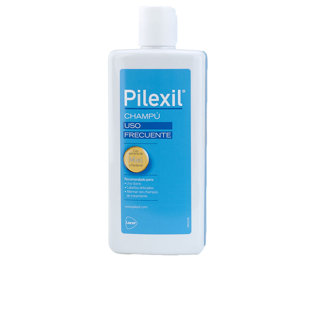300 ml clear bottle of daily shampoo for Unisex, gentle formula, shea butter
