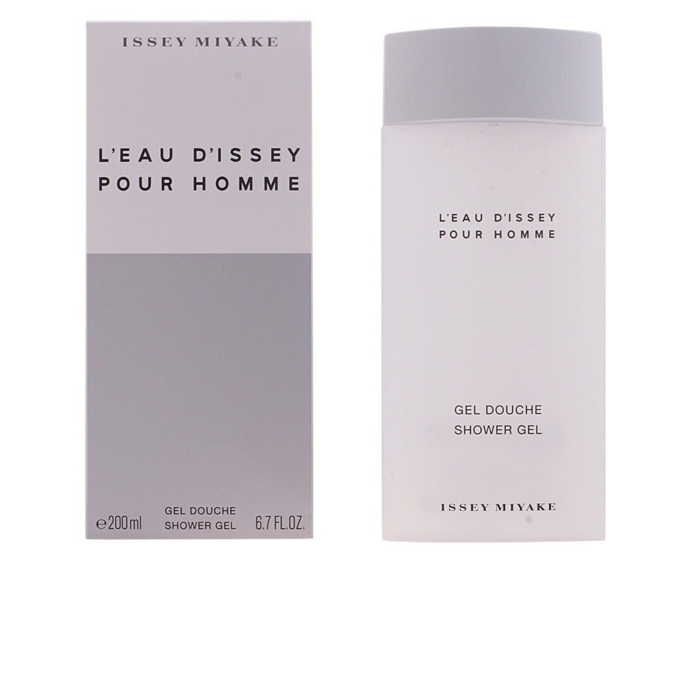 200 ml clear shower gel bottle labelled aquatic yuzú, scented for Man