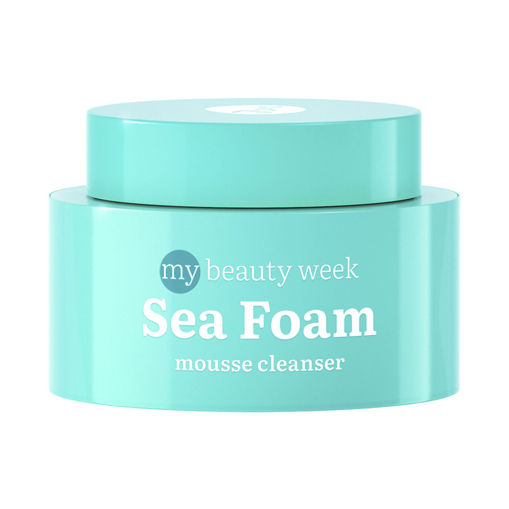 Light turquoise plastic mousse cleanser in round container with screw-on lid, minimalist design — 7days