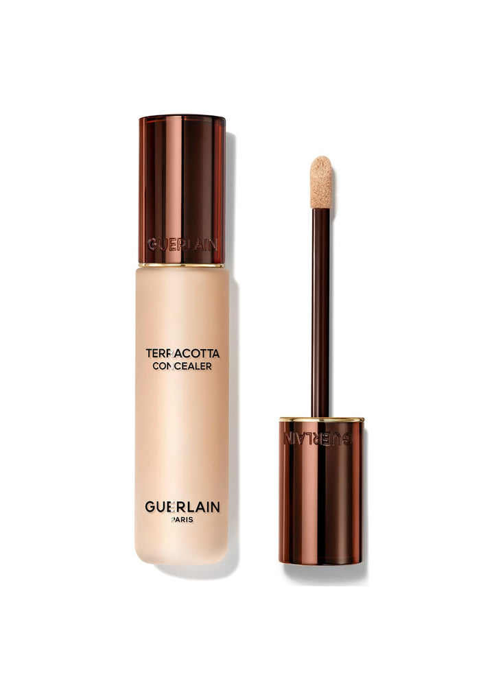 Tube of terracotta liquid-to-powder corrector, 11.5 ml, warm neutral shade