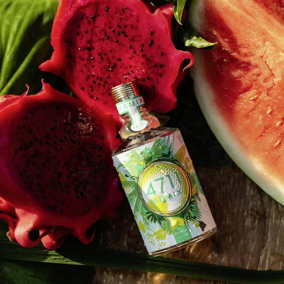 100 ml green glass bottle, floral‑fruity Unisex eau de cologne with cedar base