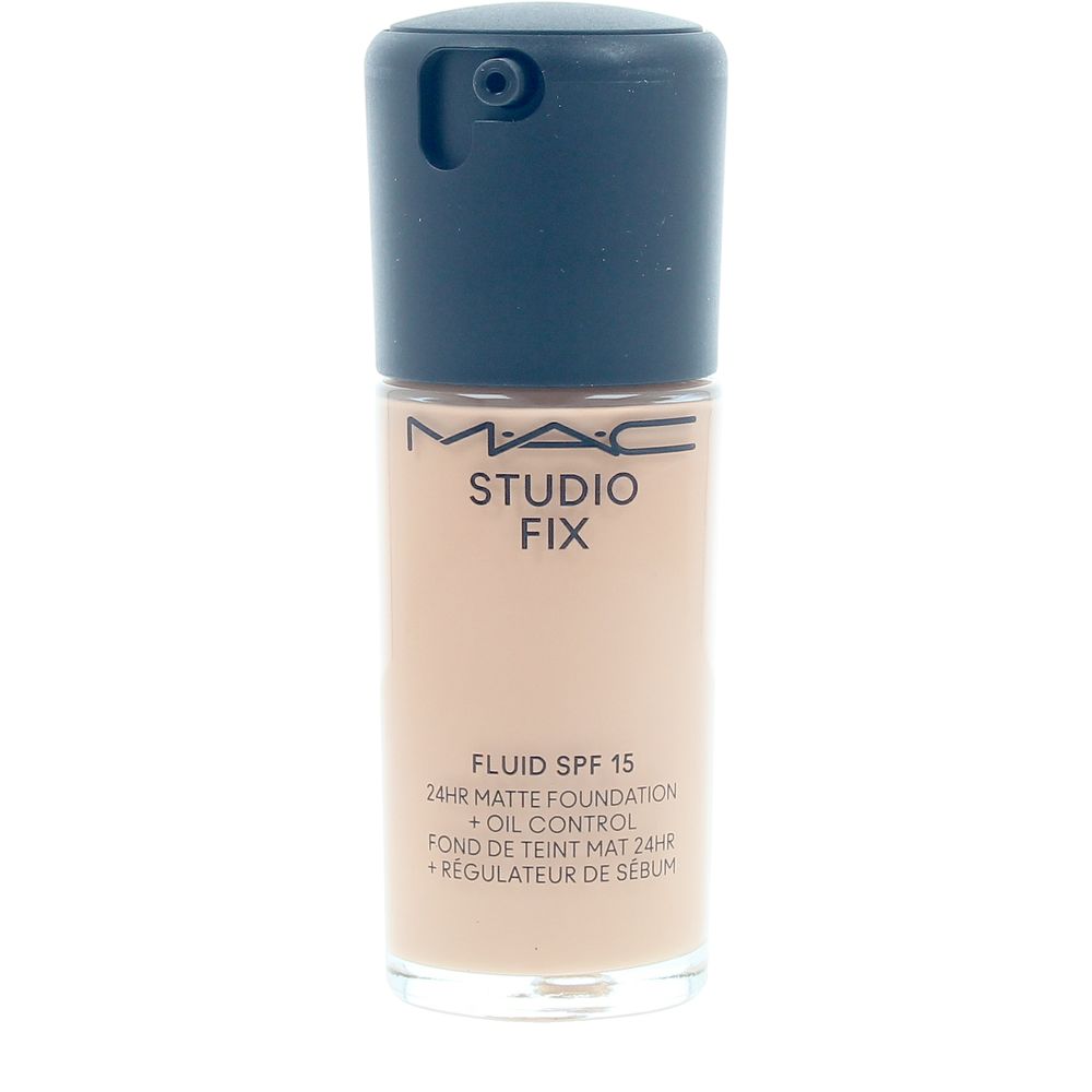 30 ml matte foundation tube, medium shade NW25, Unisex long-wear formula