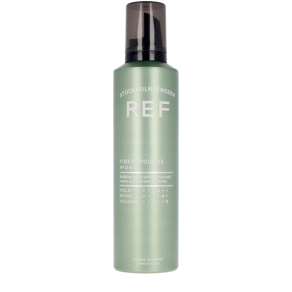 Creamy white aerosol mousse for volumising hair, 250 ml can