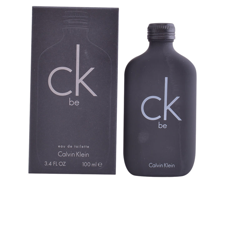 Matte black 100 ml bottle of Unisex floral woody Eau de Toilette